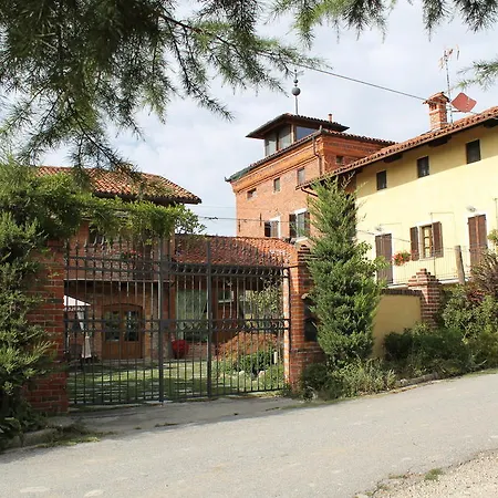 Il Palazzetto Alloggio per agriturismo Clavesana
