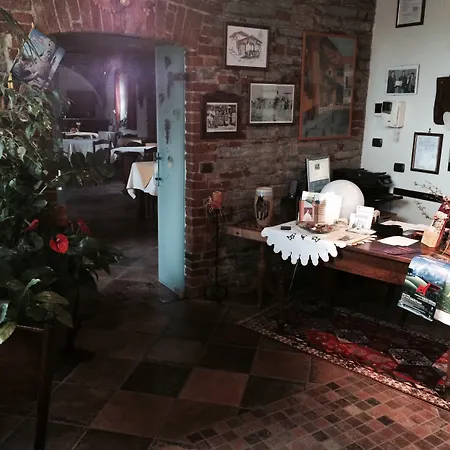 Il Palazzetto Alloggio per agriturismo Clavesana